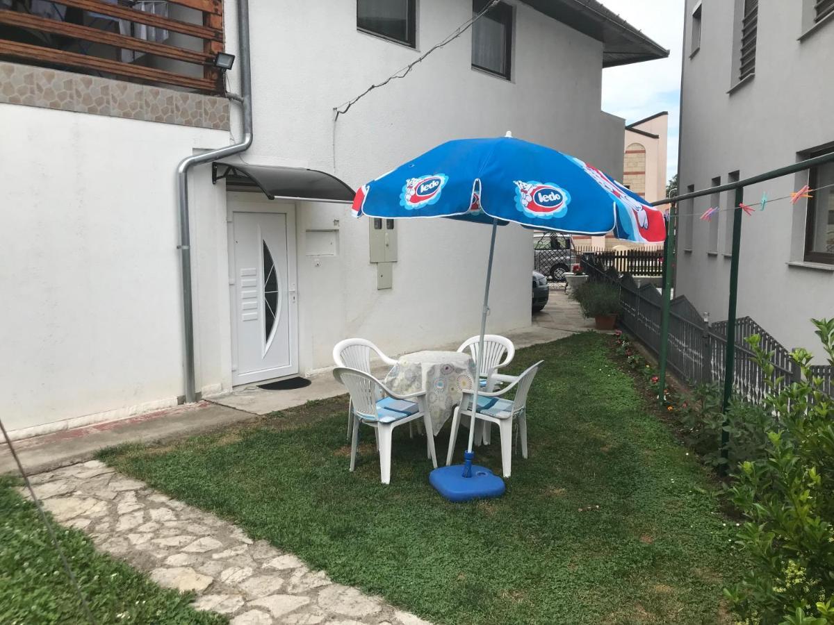 Lav Apartments Bihać Eksteriør billede