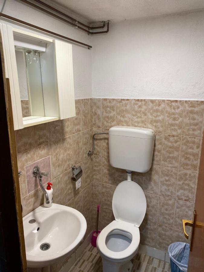 Lav Apartments Bihać Eksteriør billede